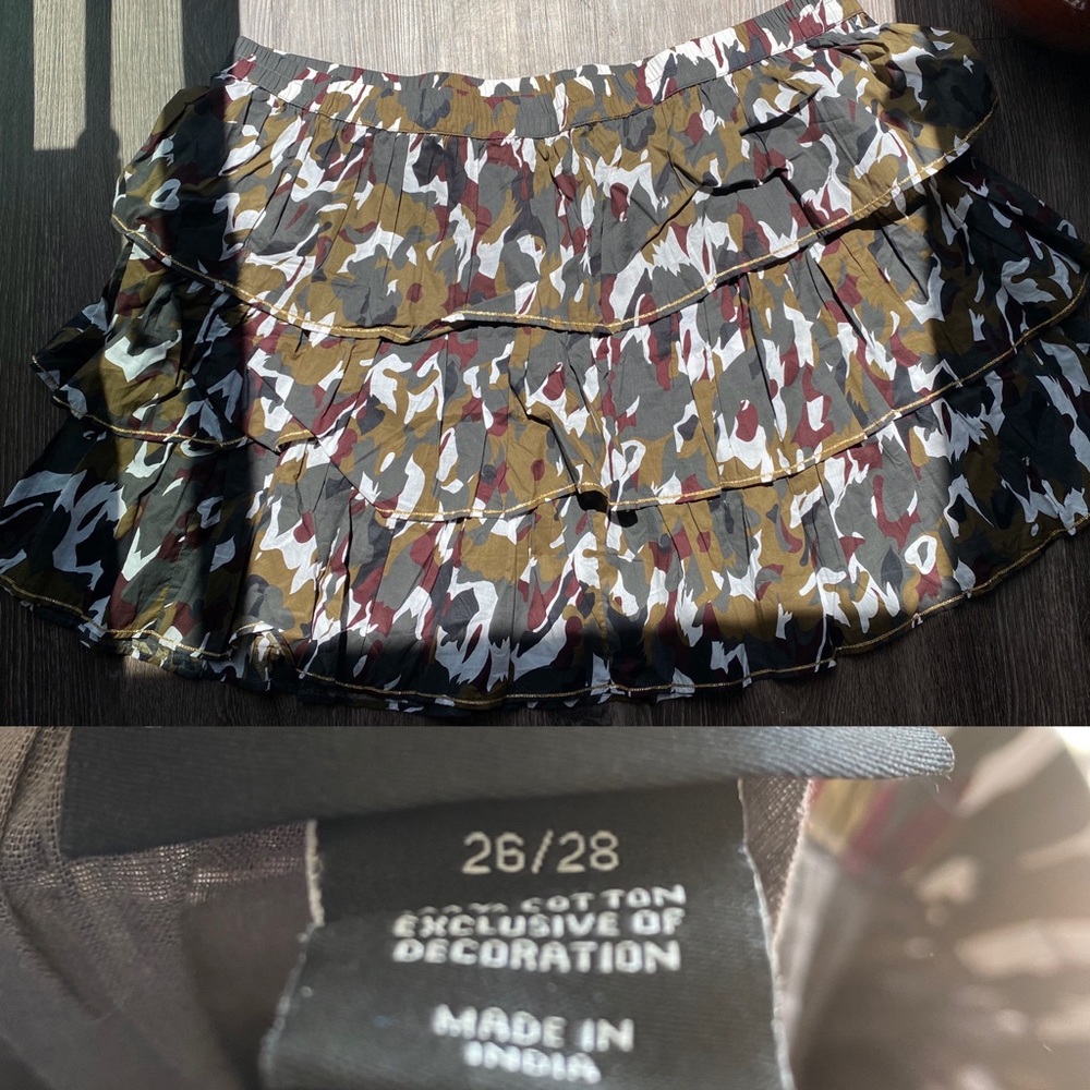 Never worn- camo  tiered ruffle mini skirt